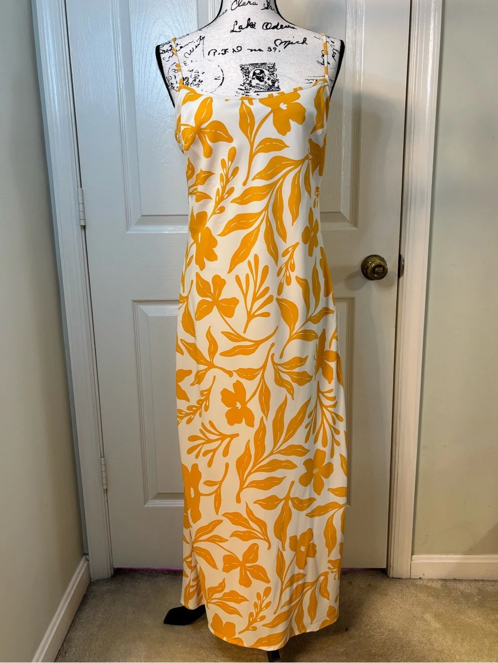 Abercrombie & Fitch White & Yellow Floral Midi Dress - Women’s, Size M NWT